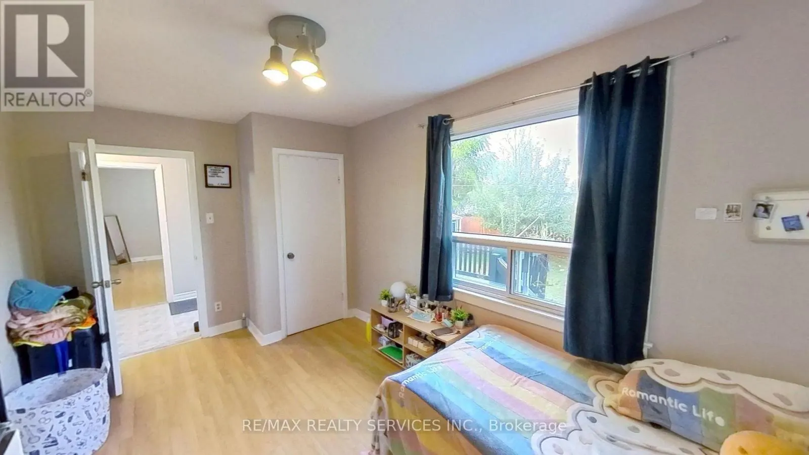 1207 HENRY STREET