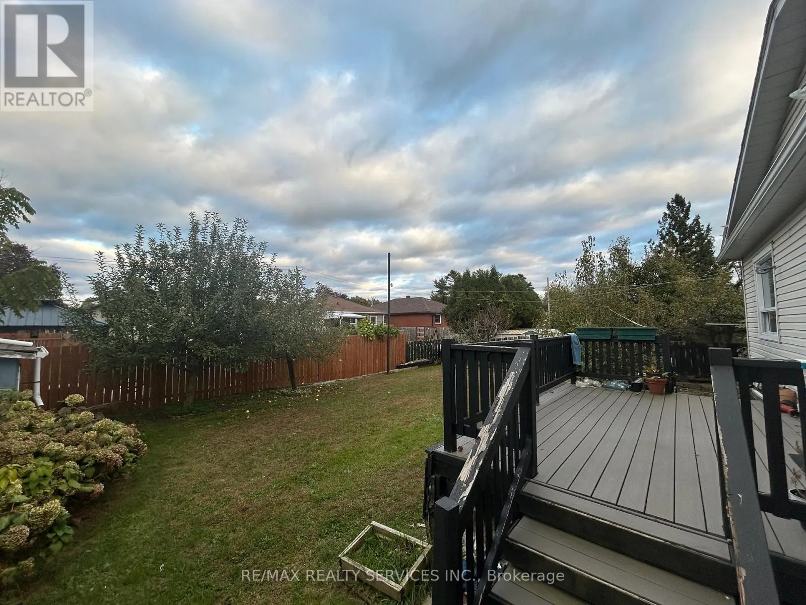 1207 HENRY STREET