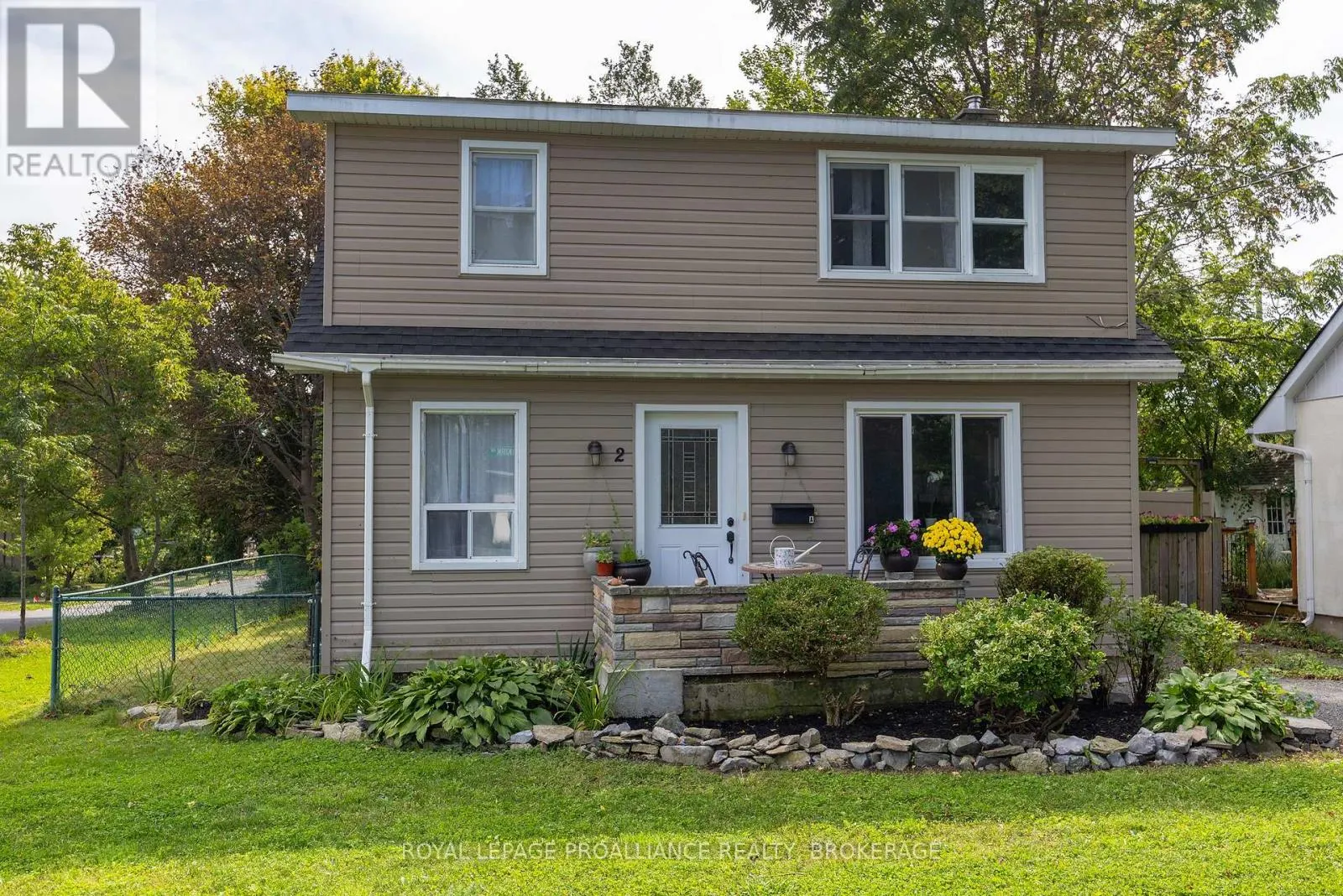 2 DUNKIRK AVENUE