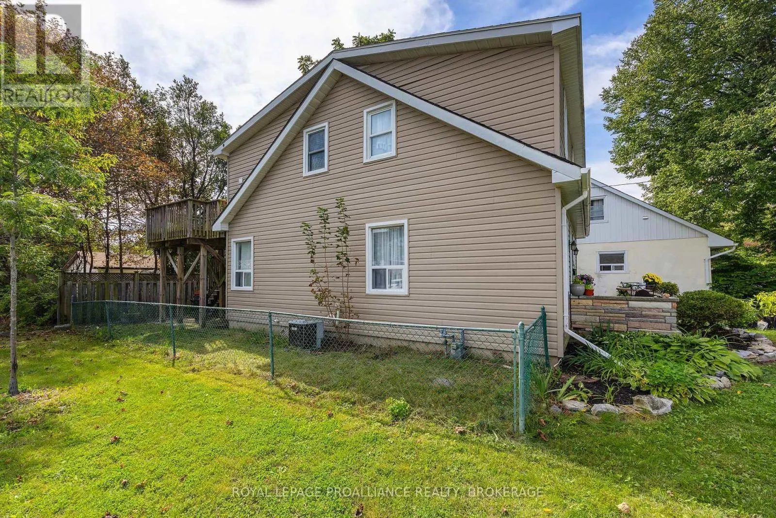 2 DUNKIRK AVENUE
