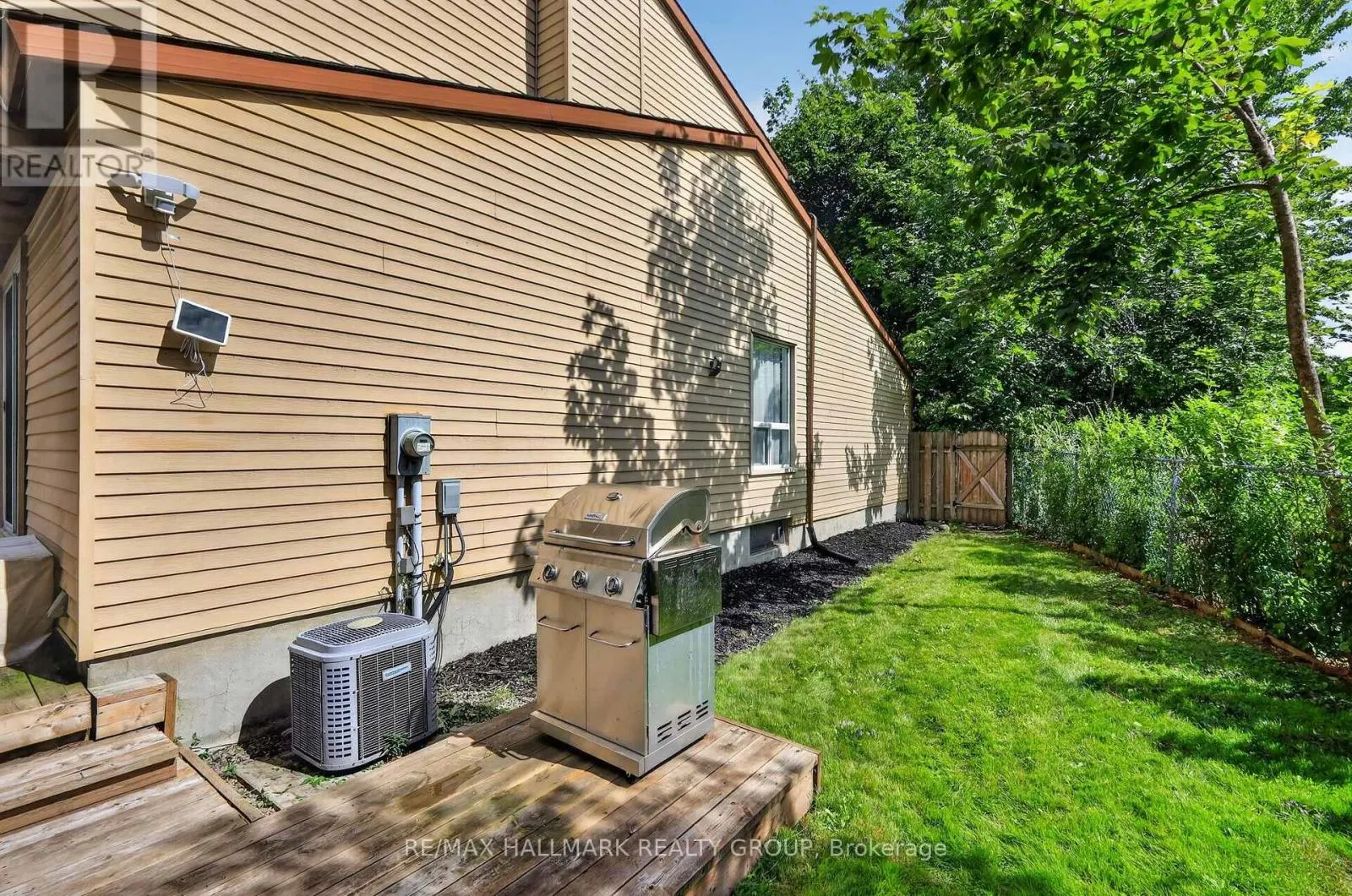 1055 AVIGNON COURT