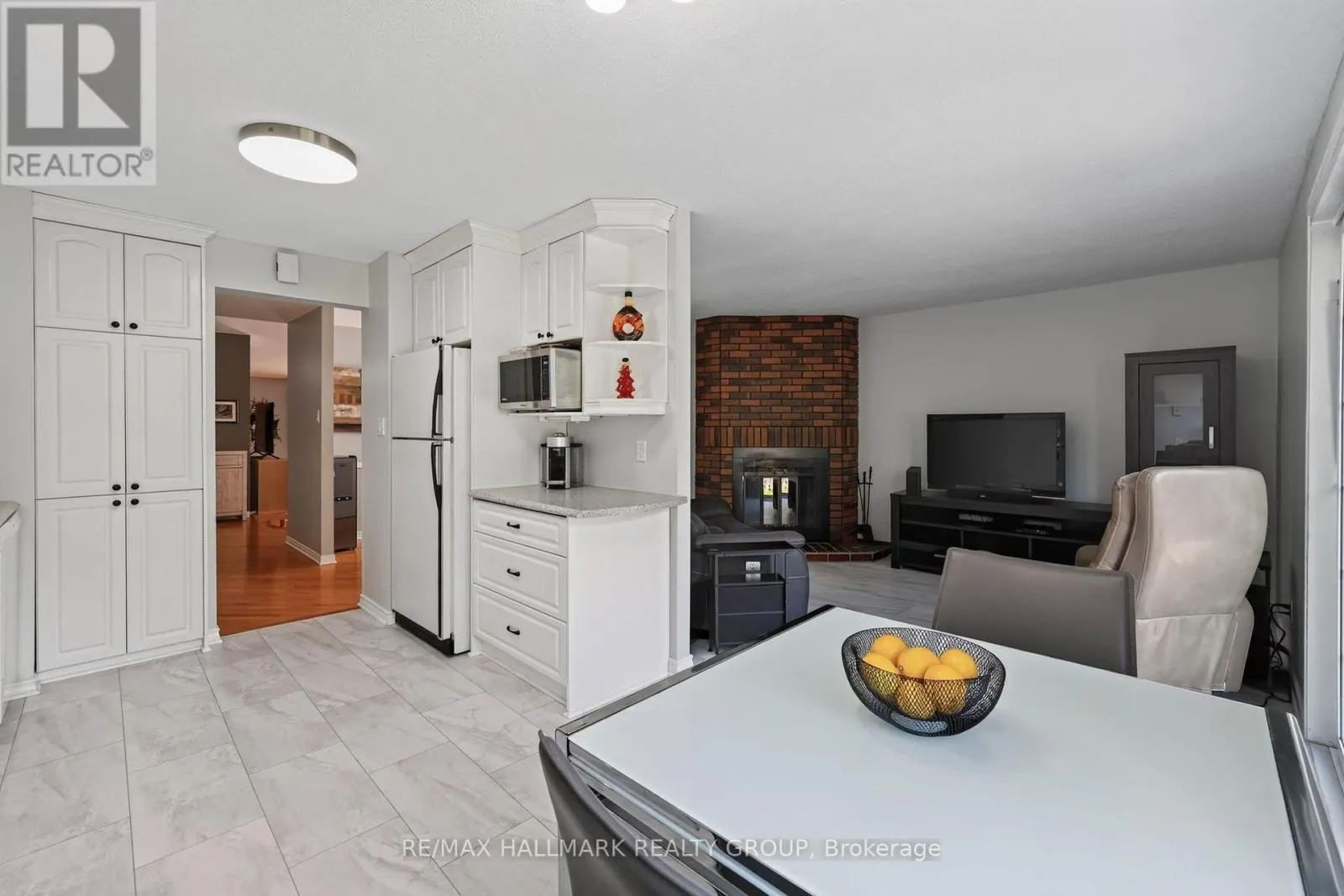 1055 AVIGNON COURT