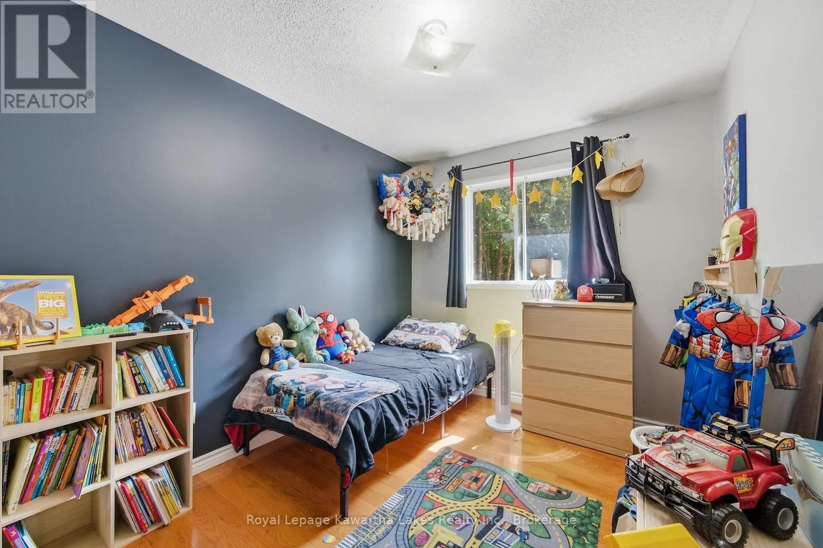 1220 WILDLARK DRIVE