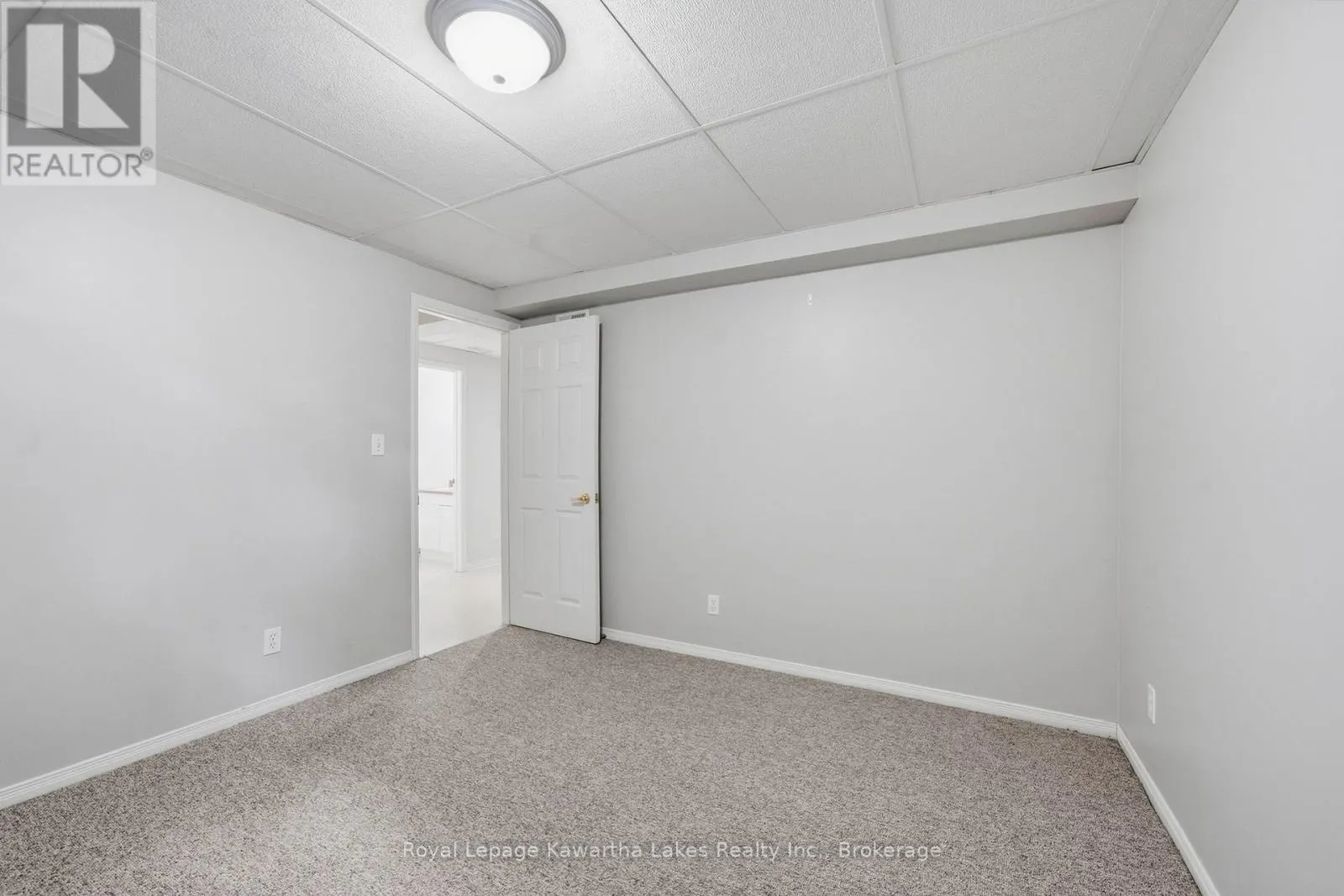 1220 WILDLARK DRIVE