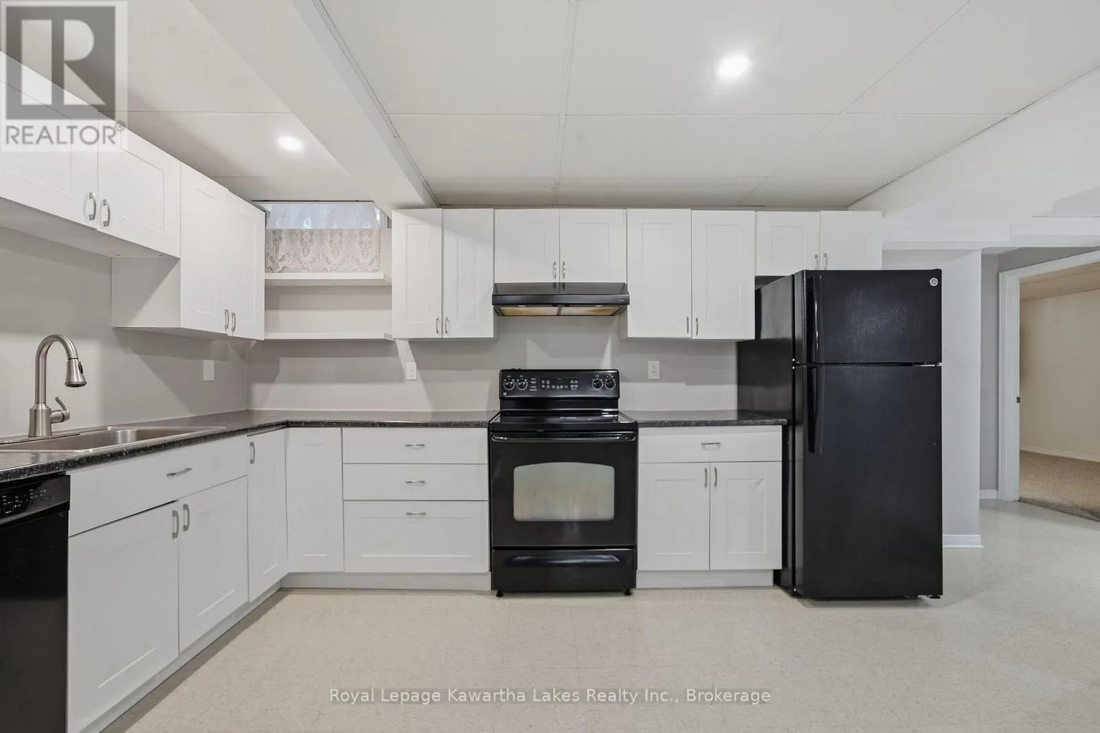 1220 WILDLARK DRIVE