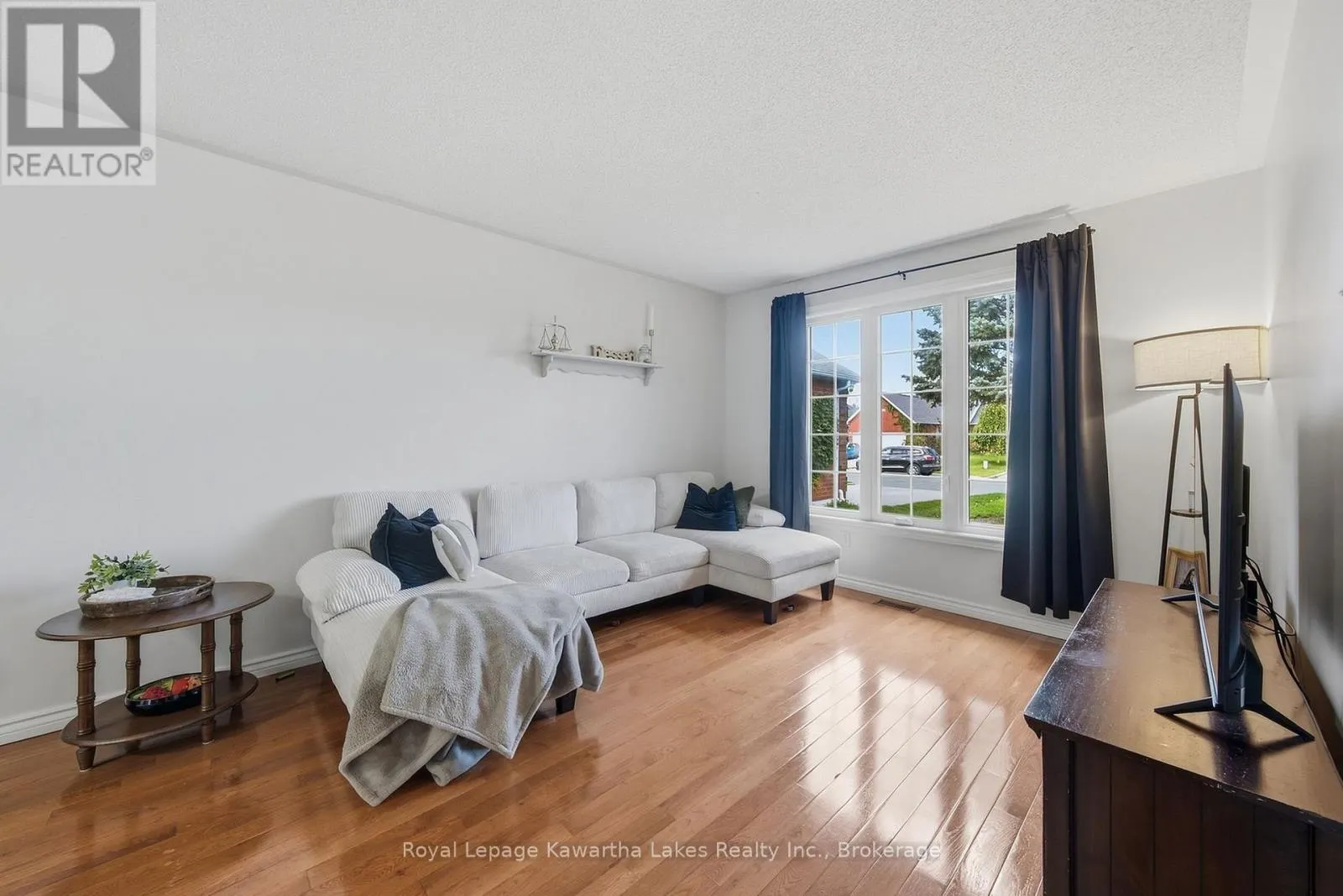1220 WILDLARK DRIVE