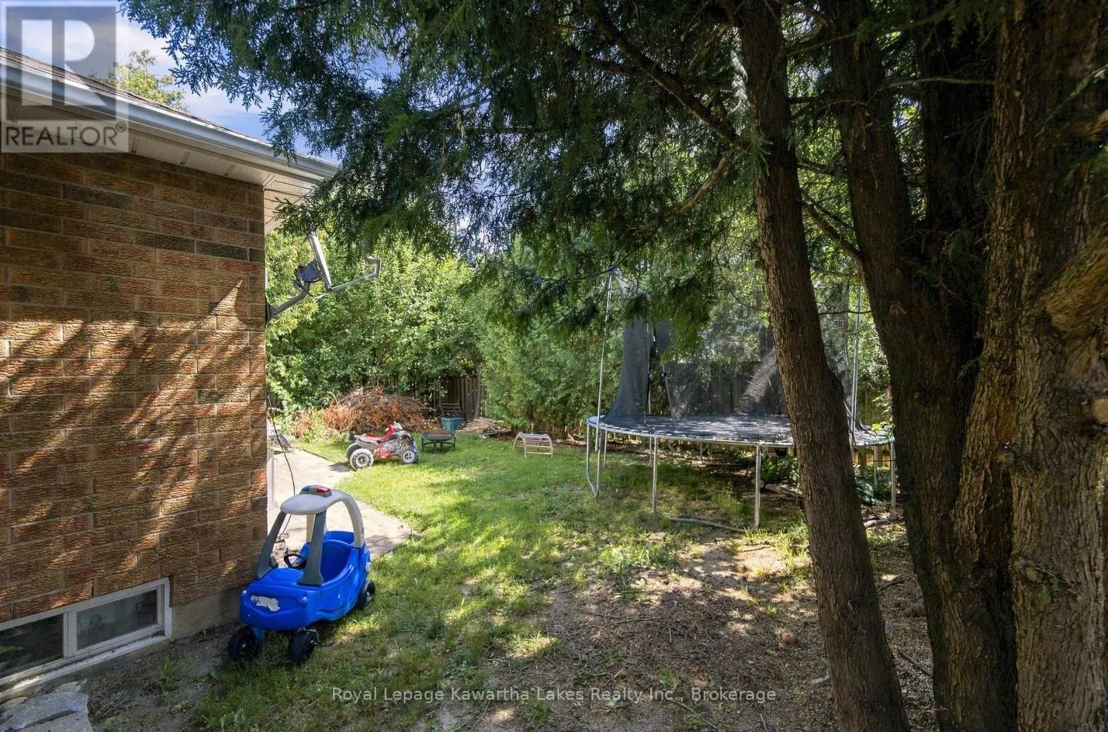 1220 WILDLARK DRIVE