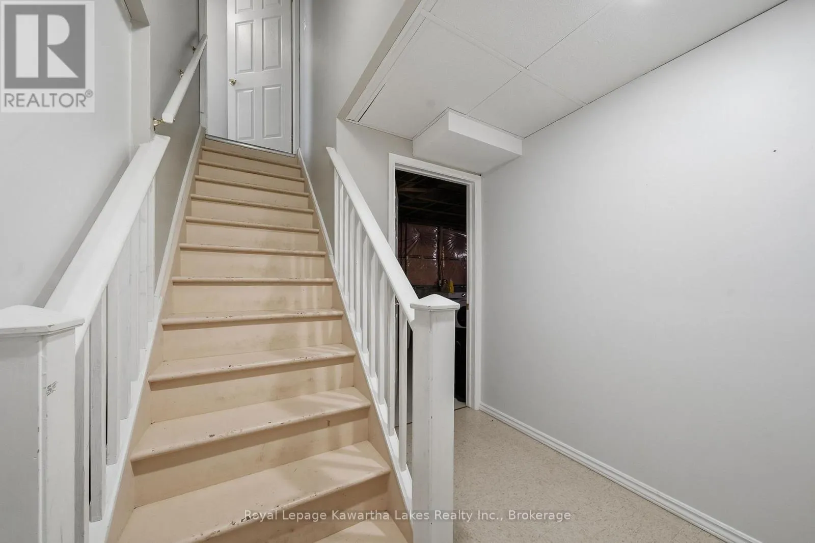 1220 WILDLARK DRIVE