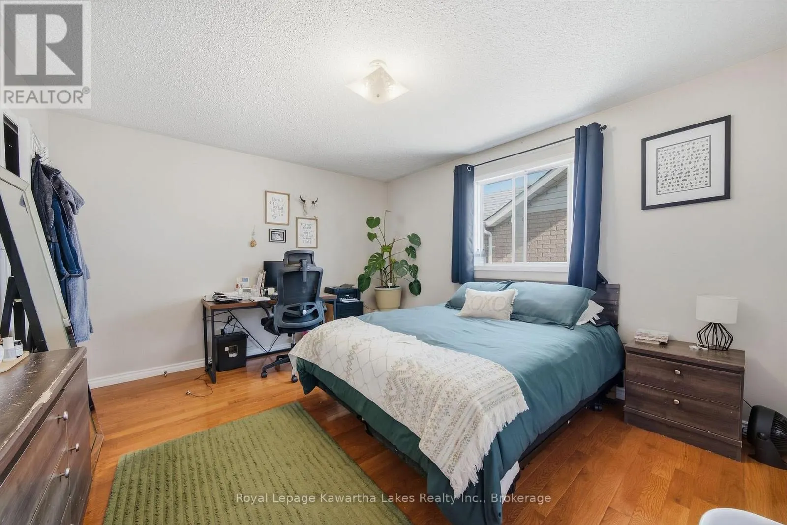 1220 WILDLARK DRIVE