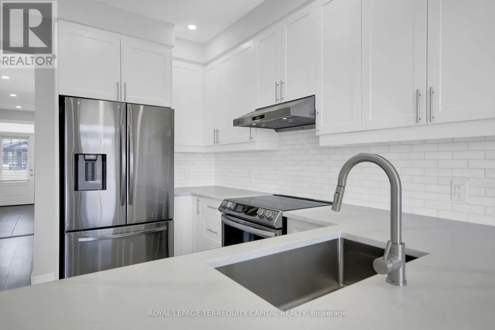 116 UNITY PLACE