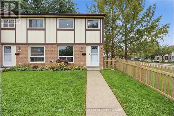 22 - 25 LINFIELD DRIVE