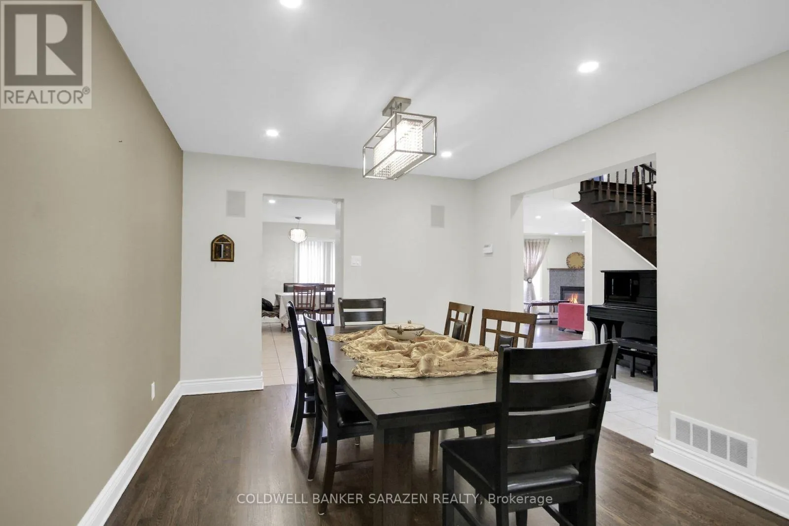 185 TWYFORD STREET