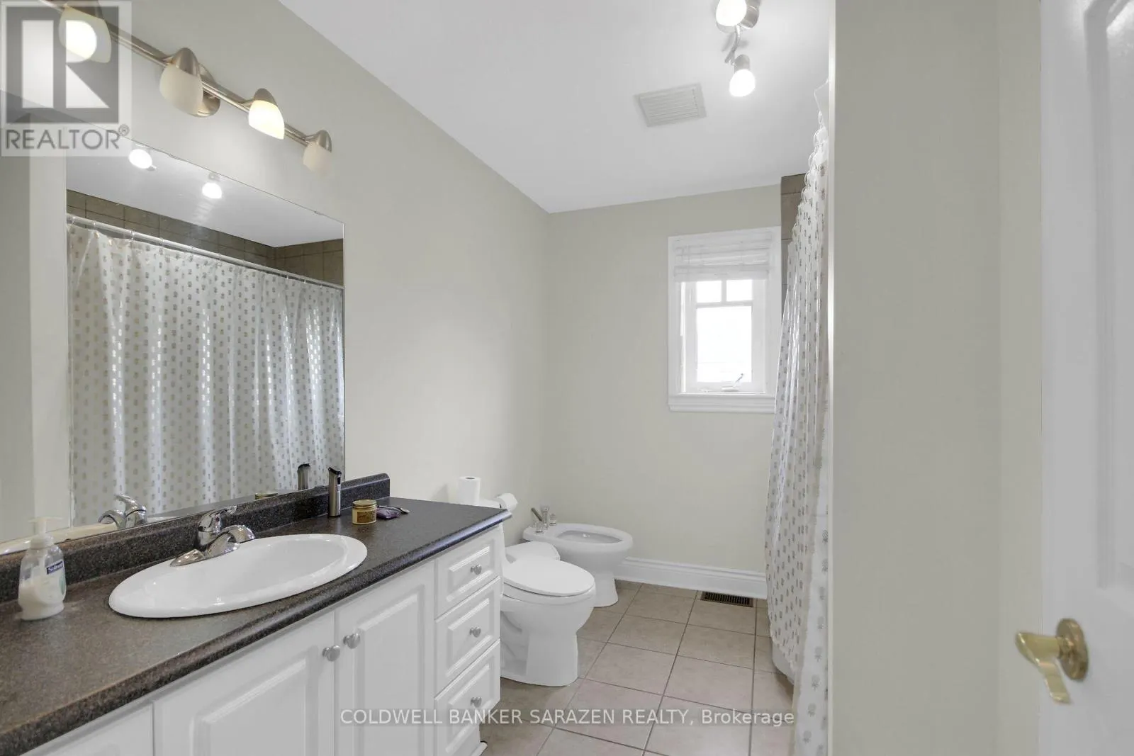 185 TWYFORD STREET