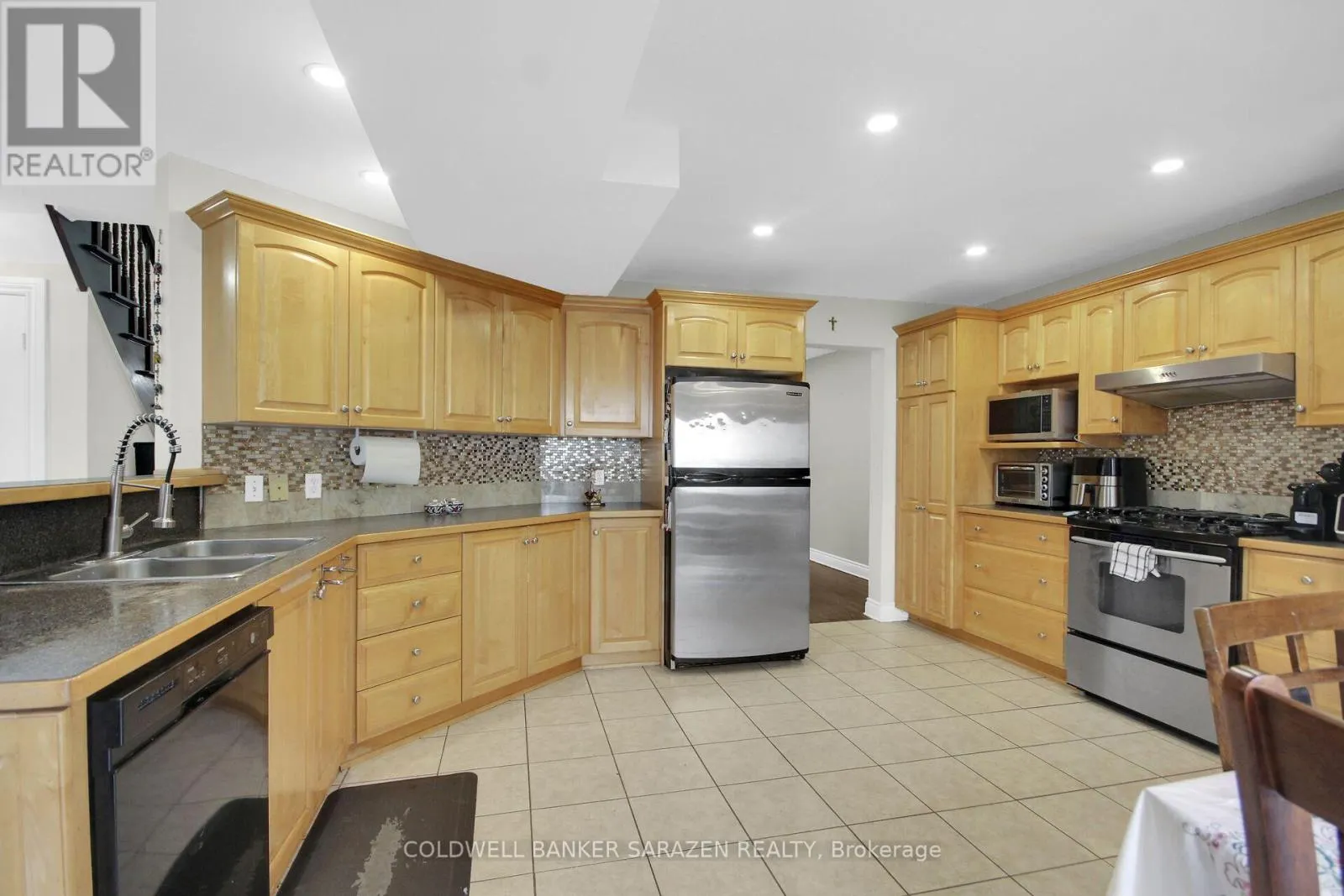 185 TWYFORD STREET