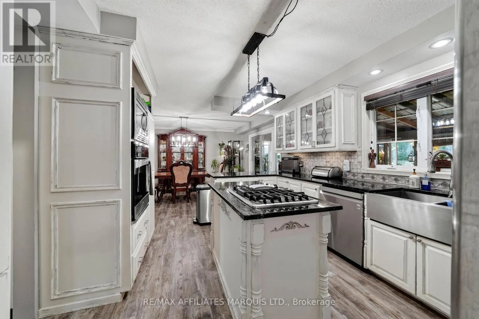 19574 HERON ROAD