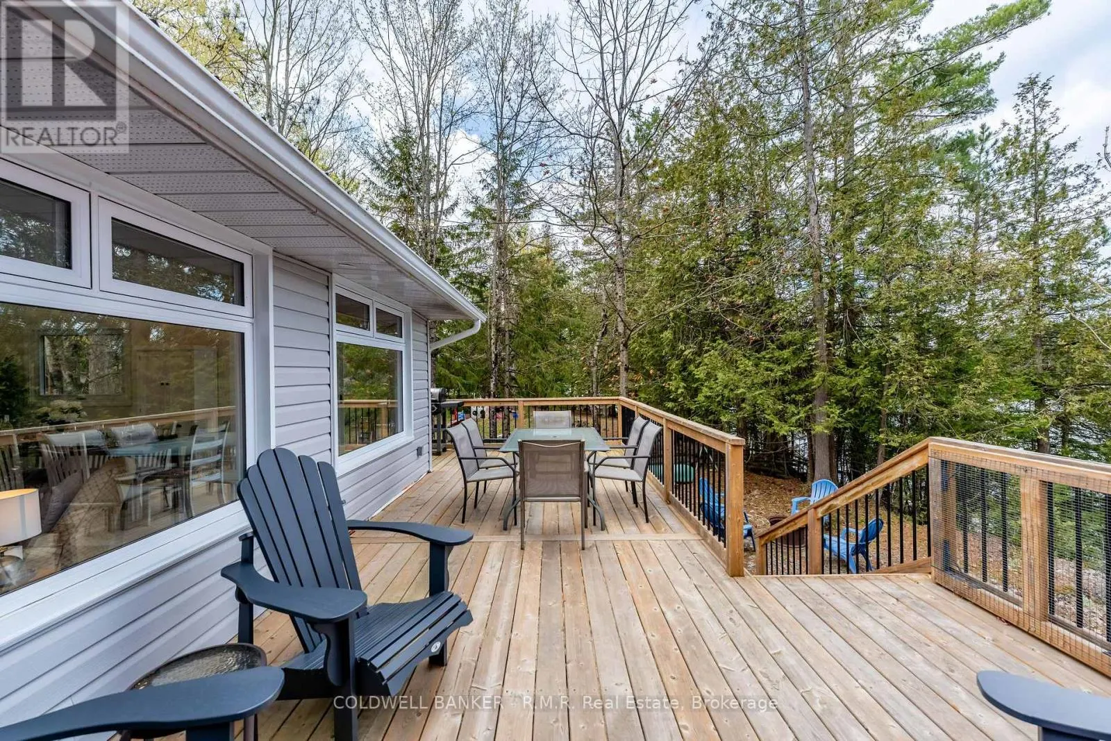 63 LITTLE SILVER LAKE WAY