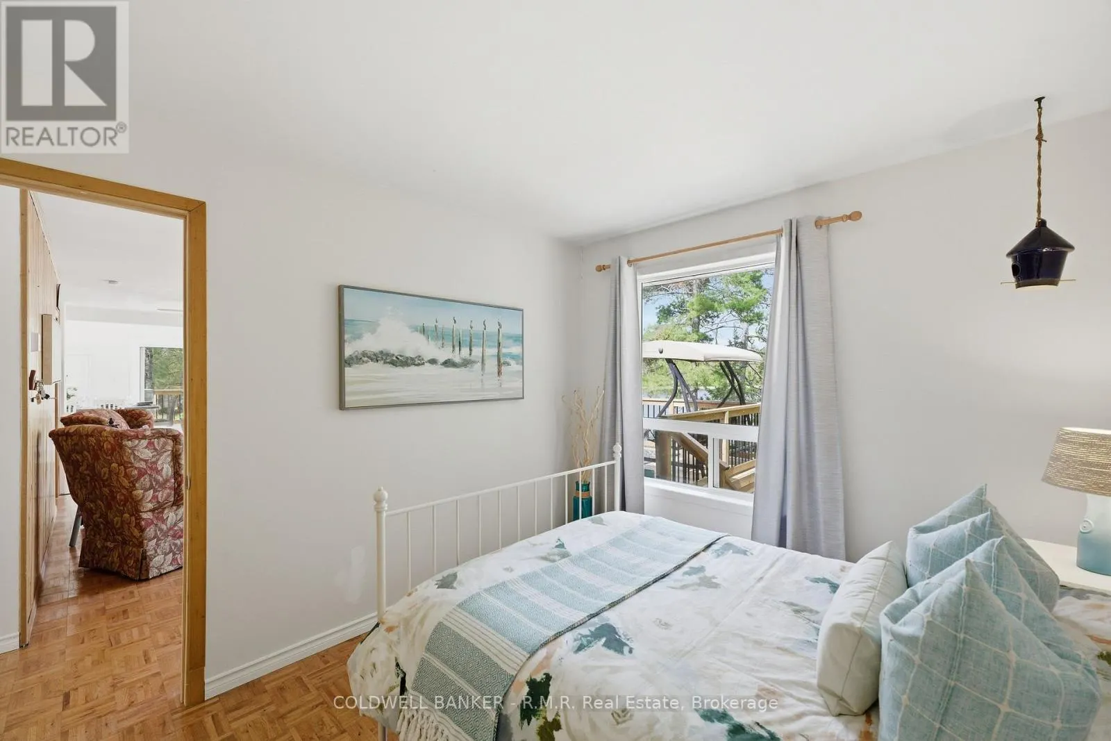 63 LITTLE SILVER LAKE WAY