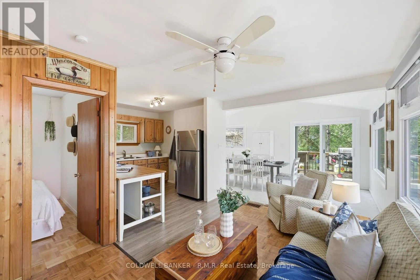 63 LITTLE SILVER LAKE WAY