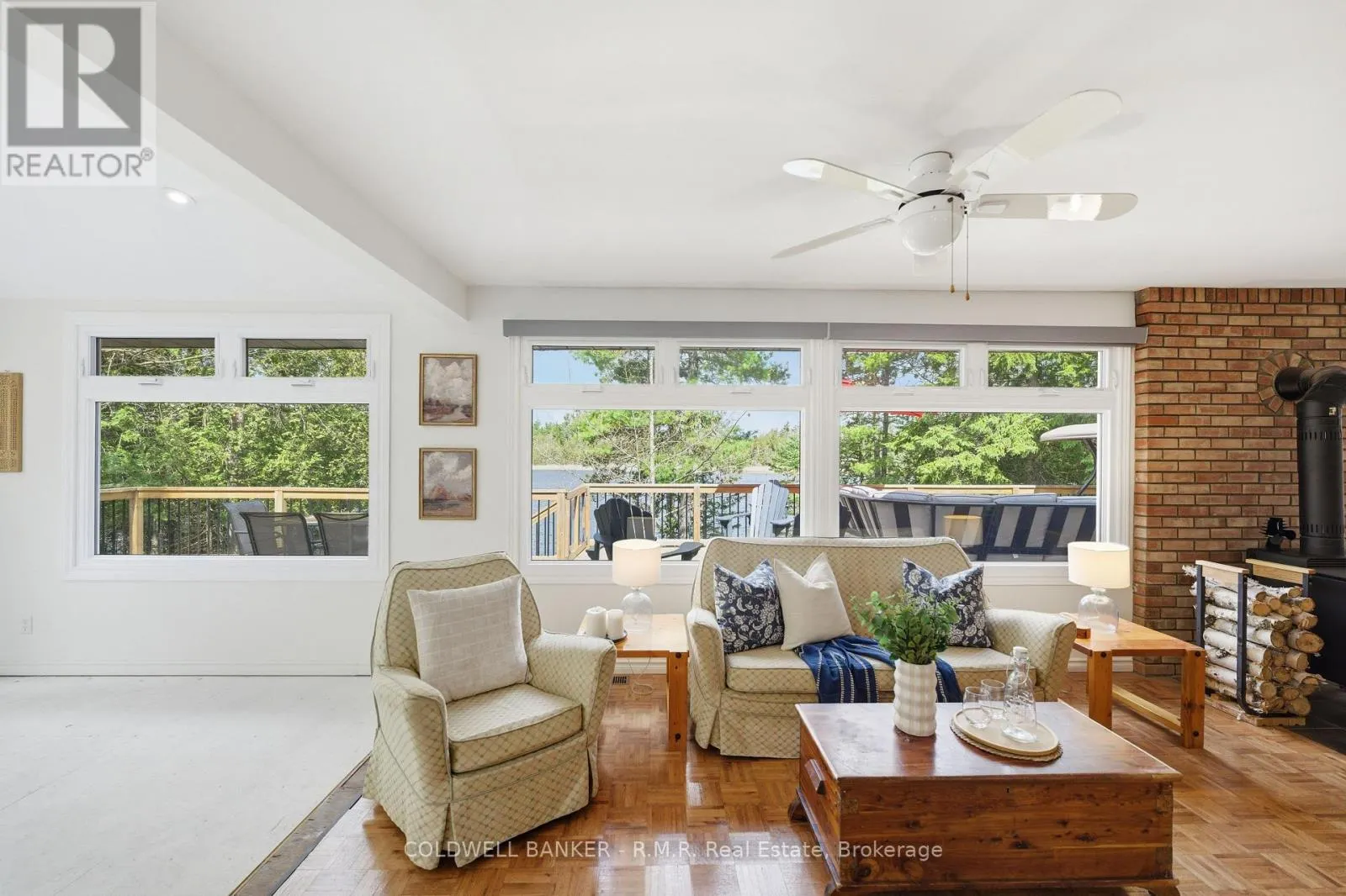 63 LITTLE SILVER LAKE WAY