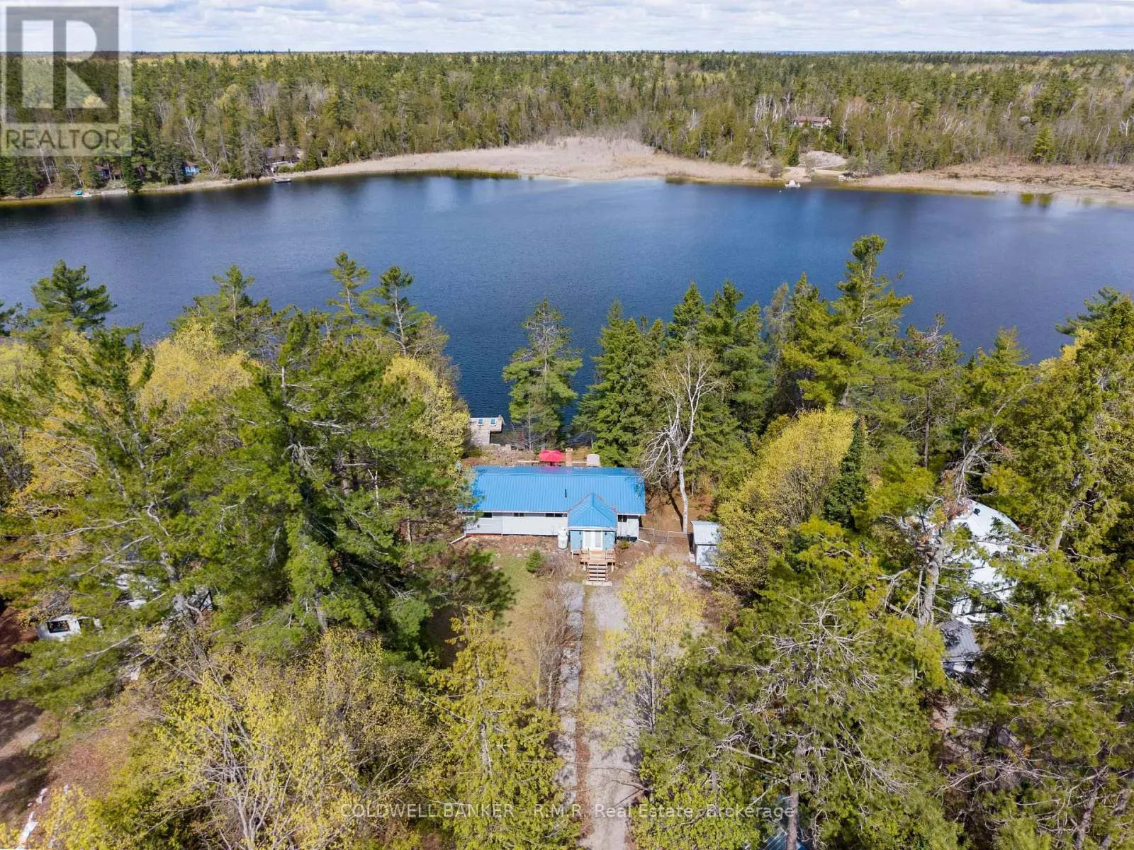 63 LITTLE SILVER LAKE WAY
