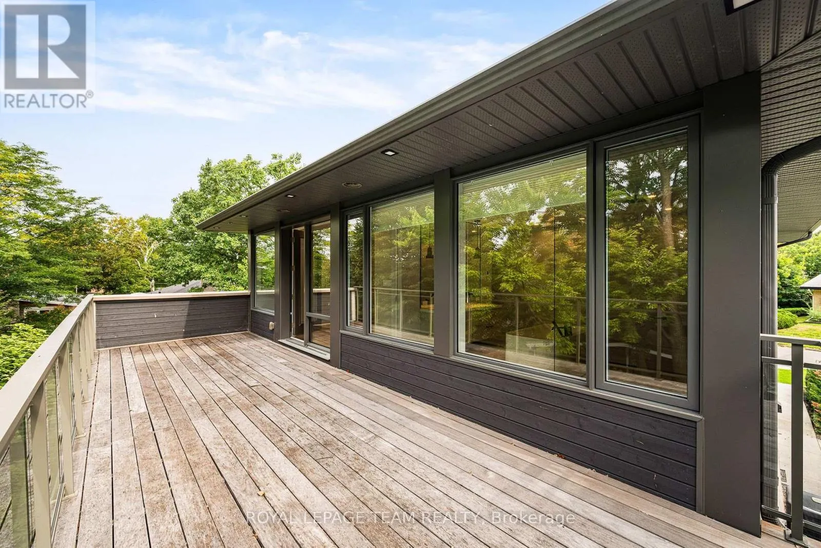 2118 WESTBOURNE AVENUE
