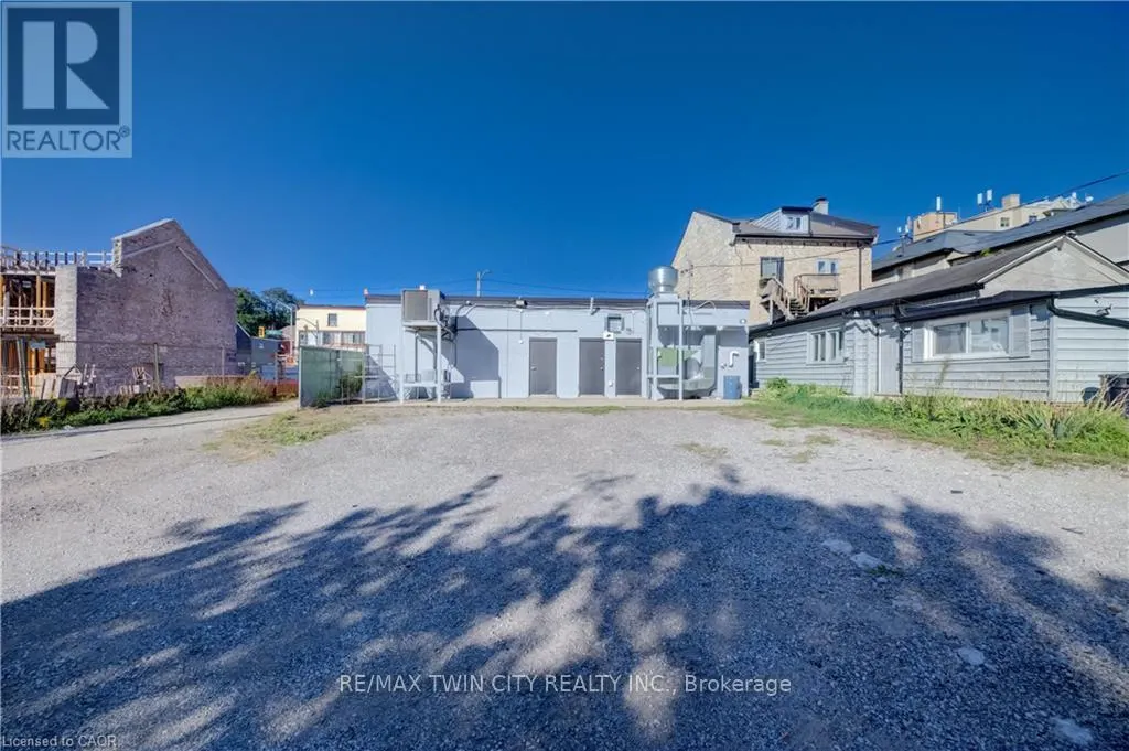 1118 KING STREET