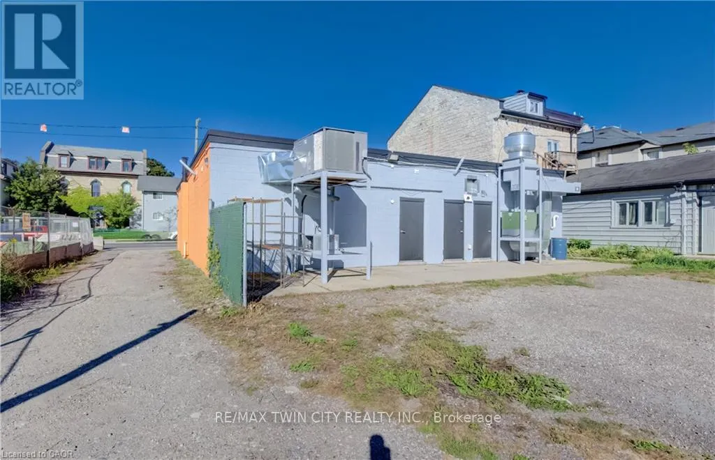 1118 KING STREET
