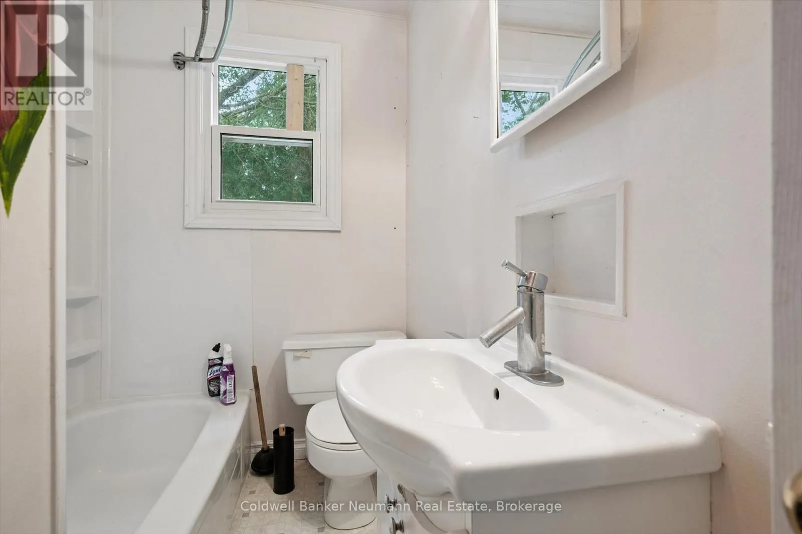 7241 WELLINGTON RD 21 ROAD