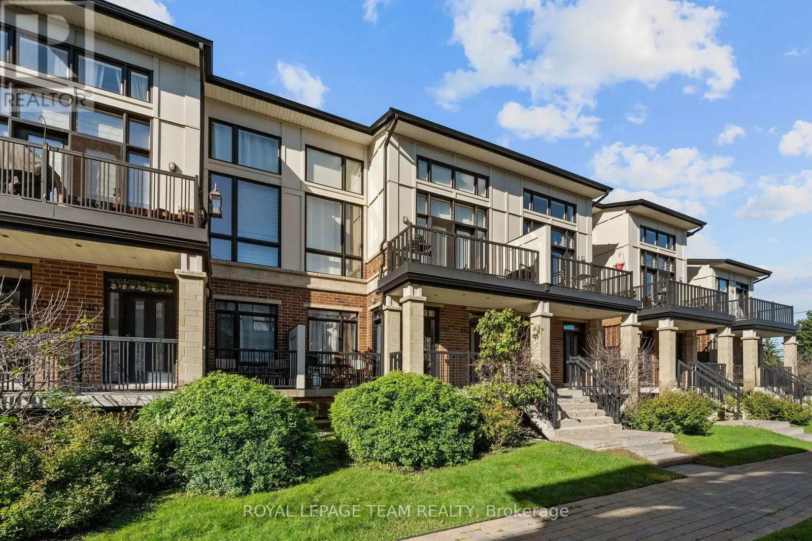 212 PEMBINA PRIVATE