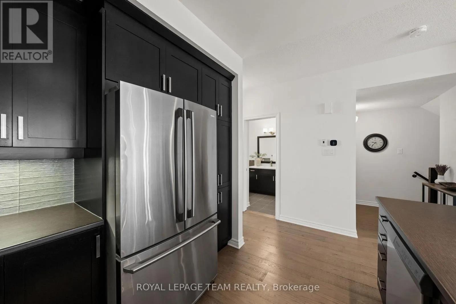 212 PEMBINA PRIVATE