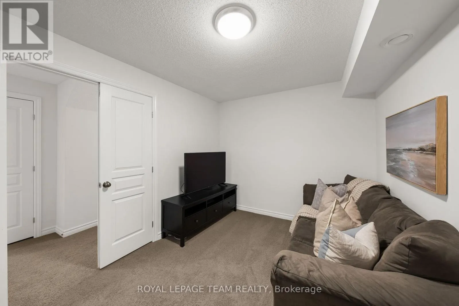 212 PEMBINA PRIVATE