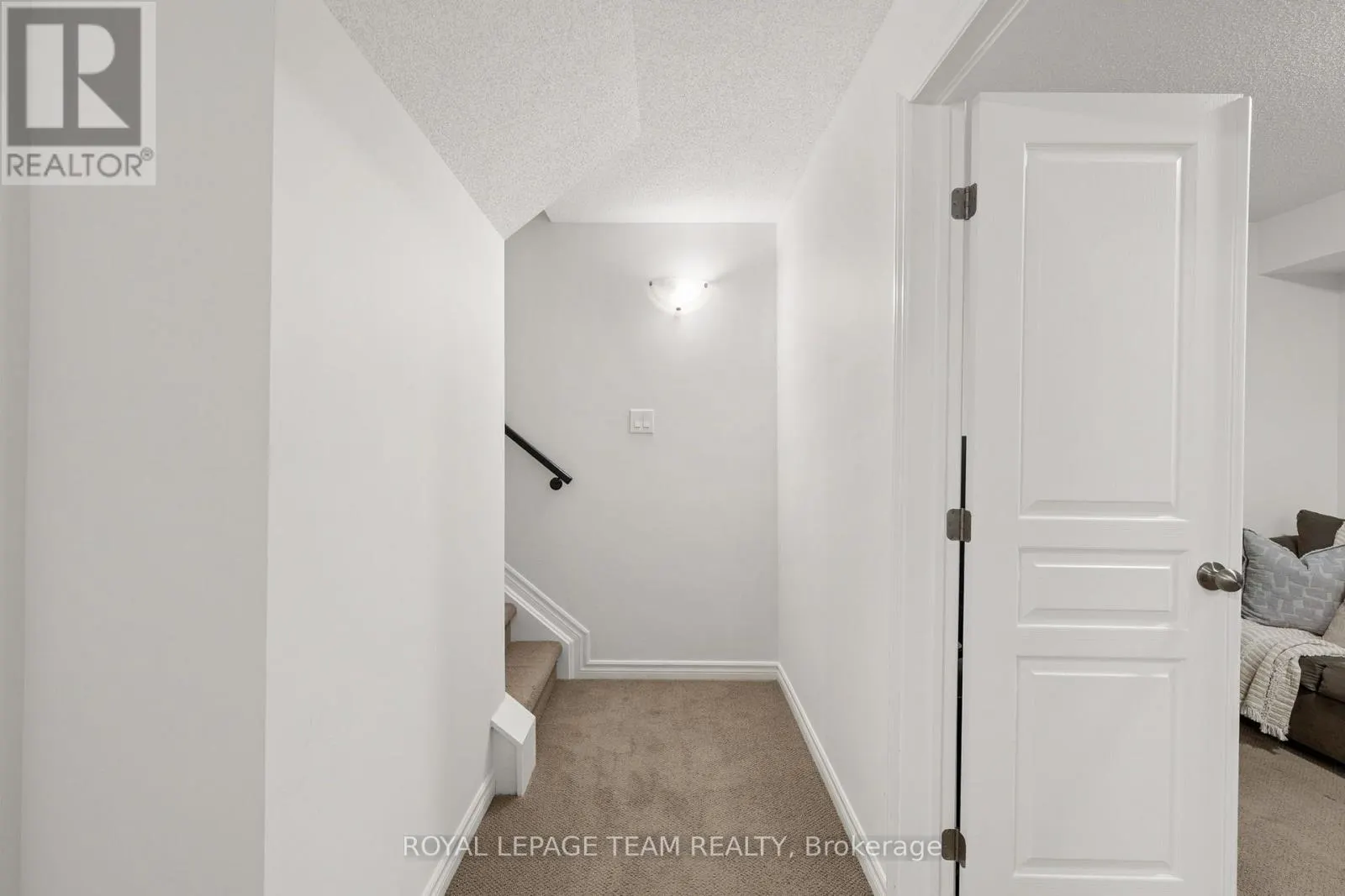 212 PEMBINA PRIVATE