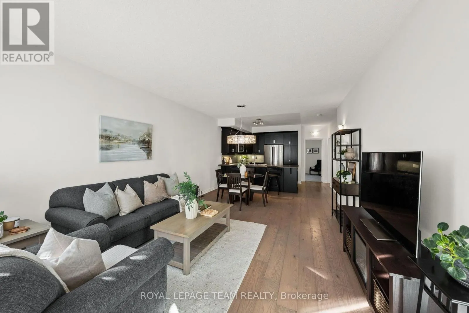 212 PEMBINA PRIVATE