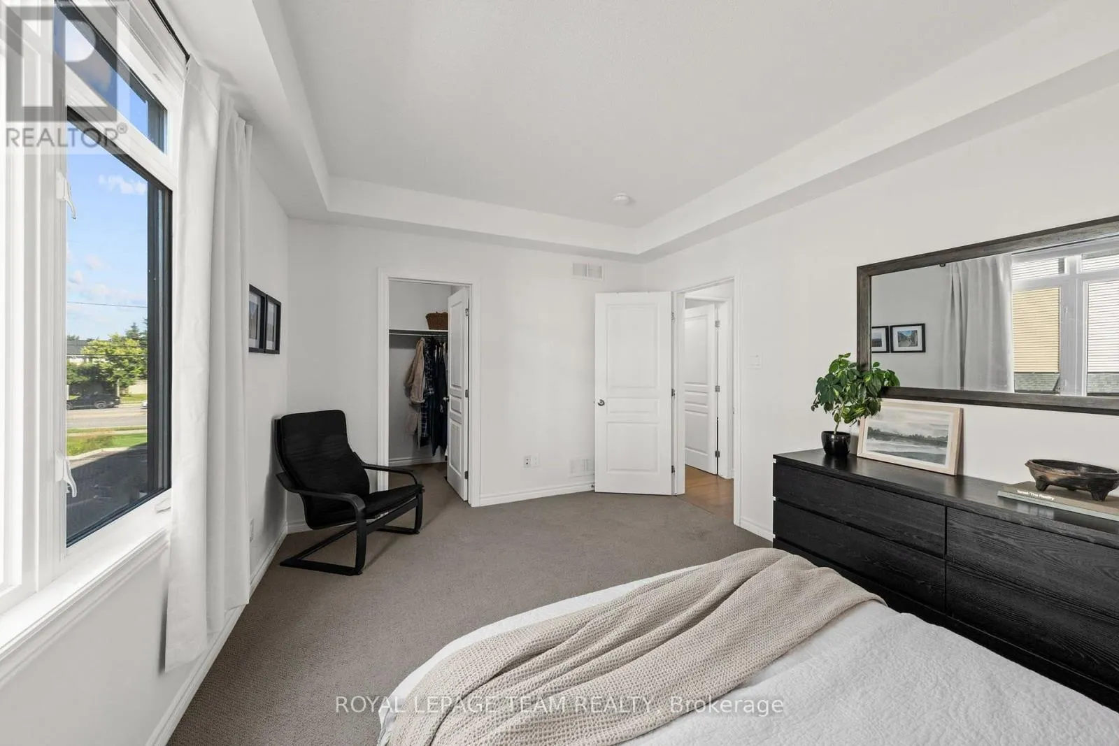212 PEMBINA PRIVATE