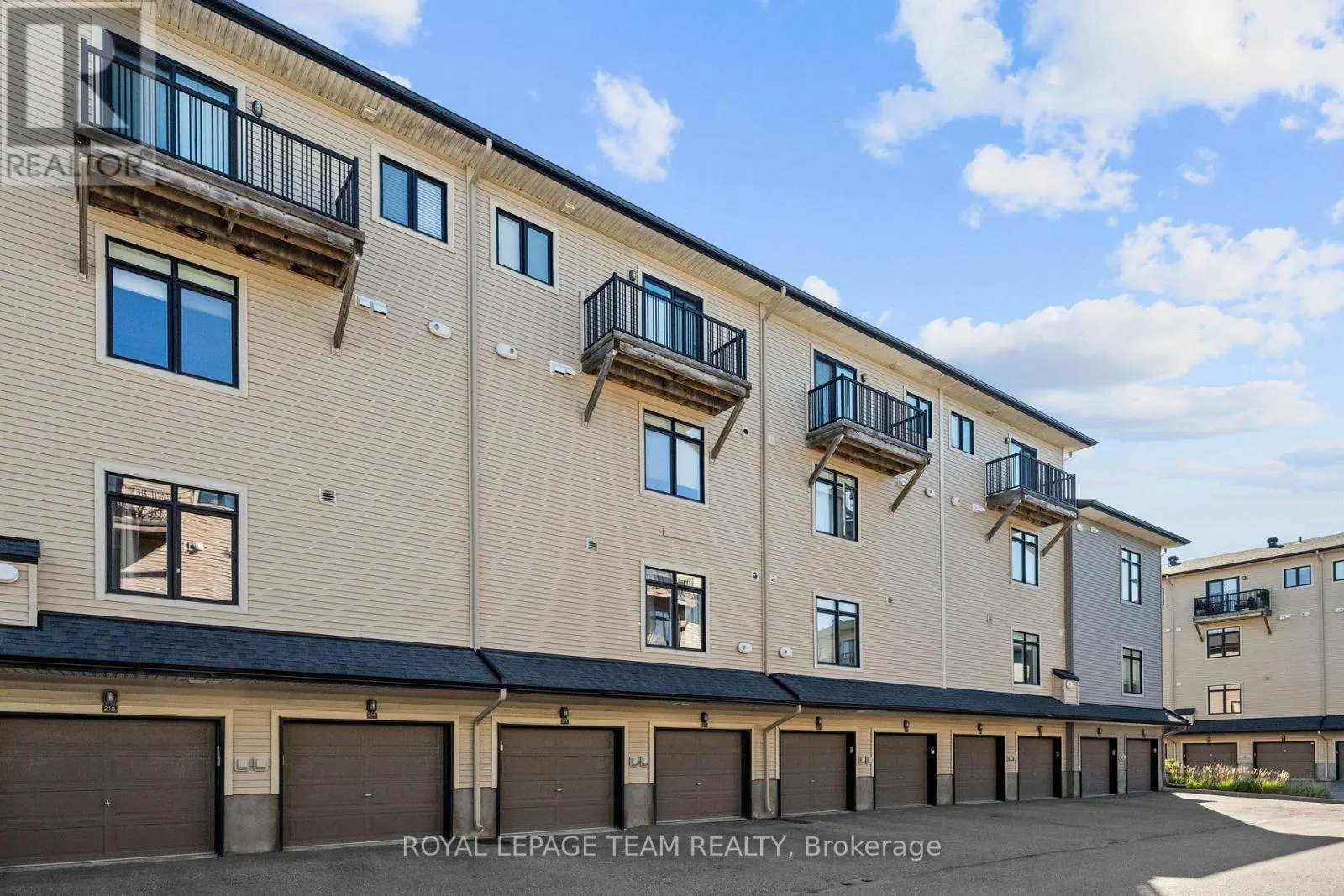 212 PEMBINA PRIVATE