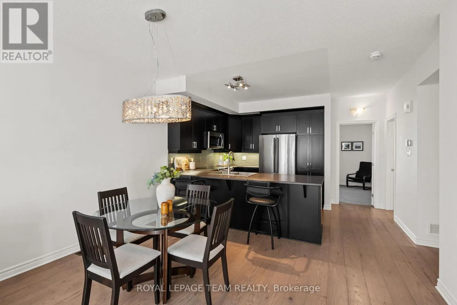 212 PEMBINA PRIVATE
