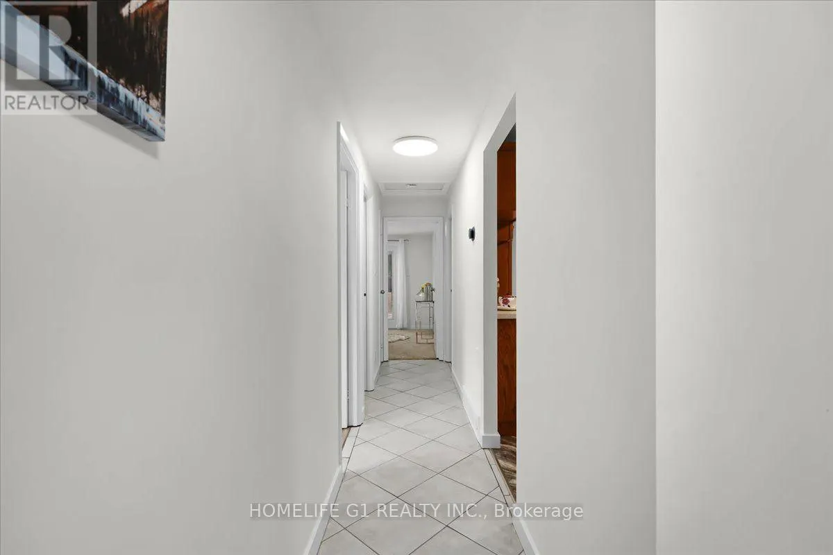 19 MILTON AVENUE W