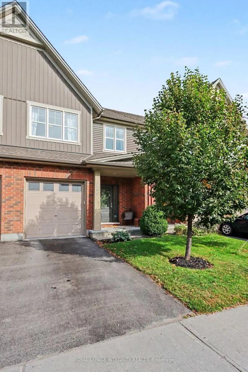 286 FERGUS CRESCENT