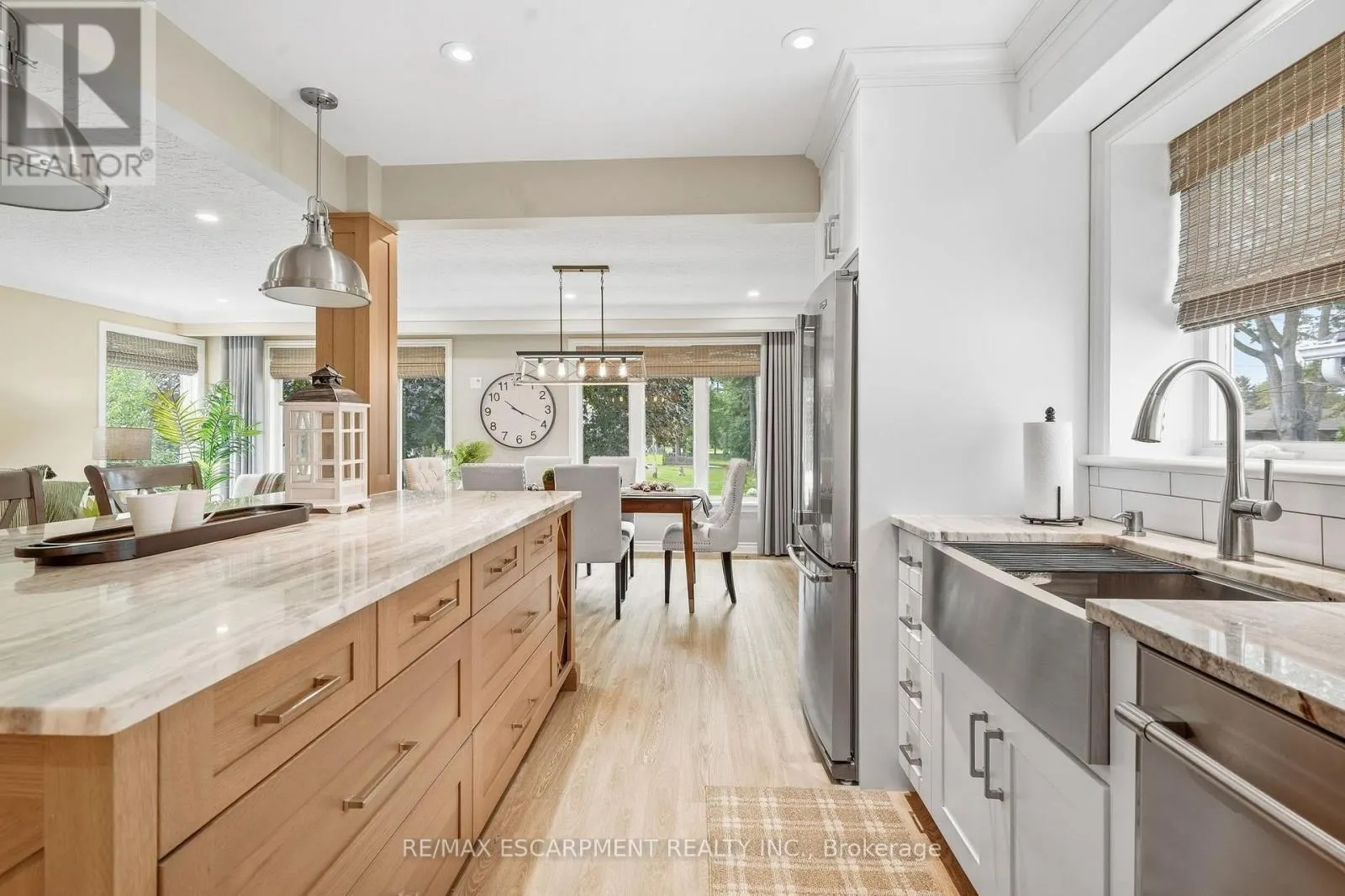 39 ROSEMOUNT AVENUE