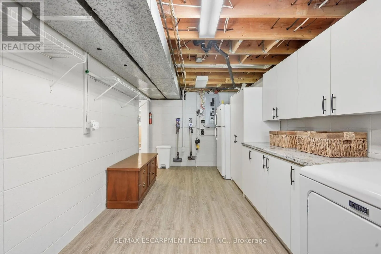 39 ROSEMOUNT AVENUE