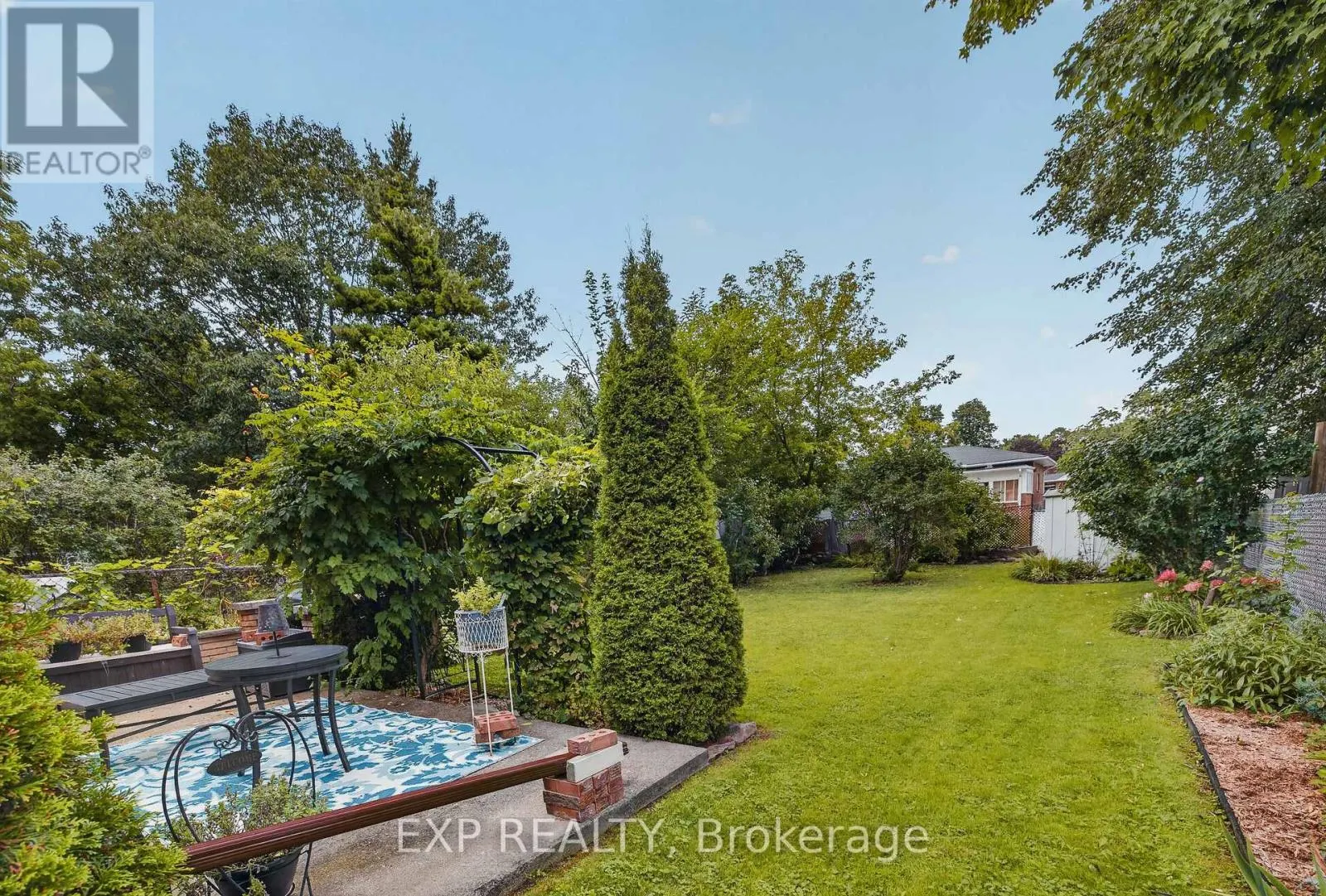 1393 PINEVIEW AVENUE