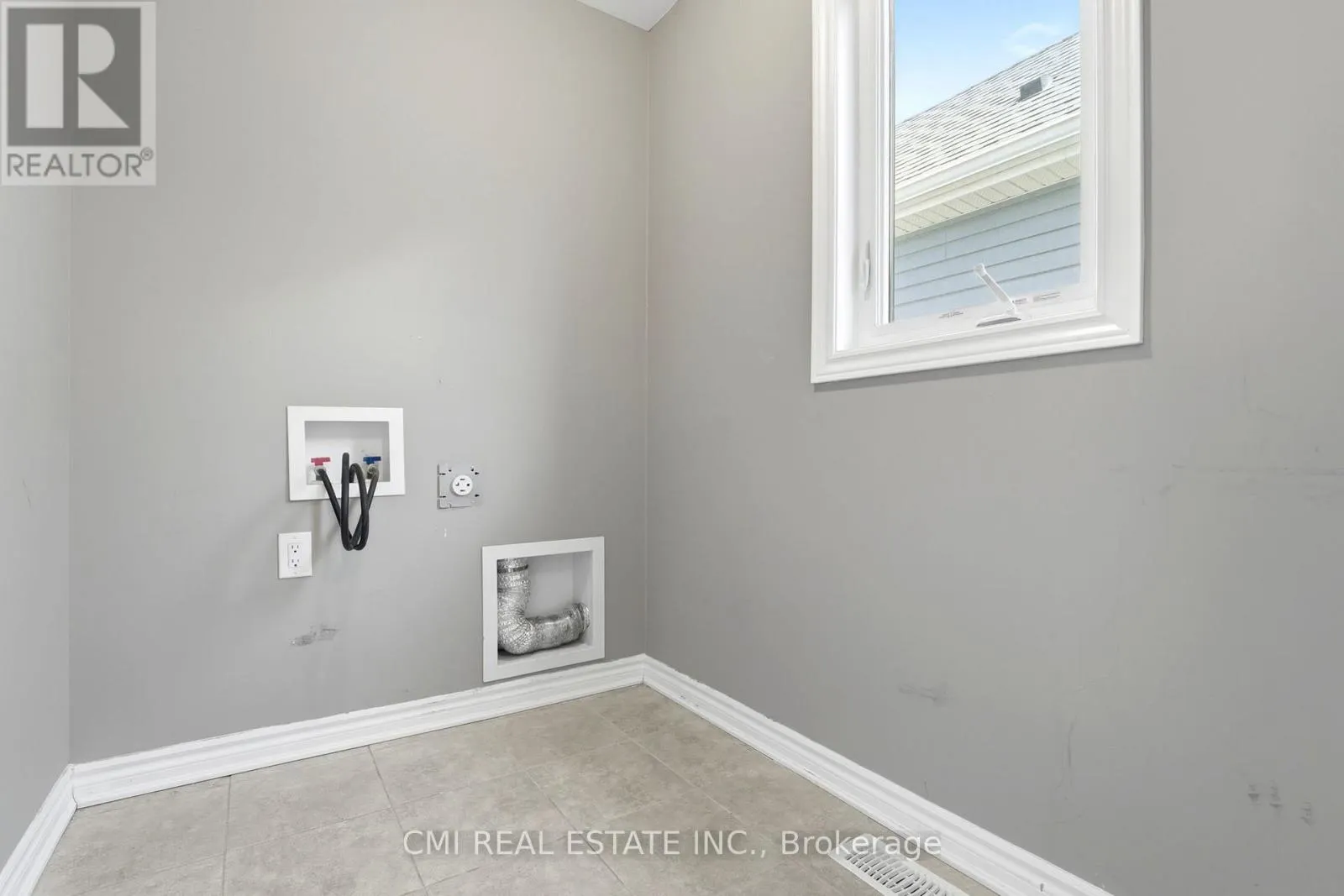 325 SWEETCLOVER WAY