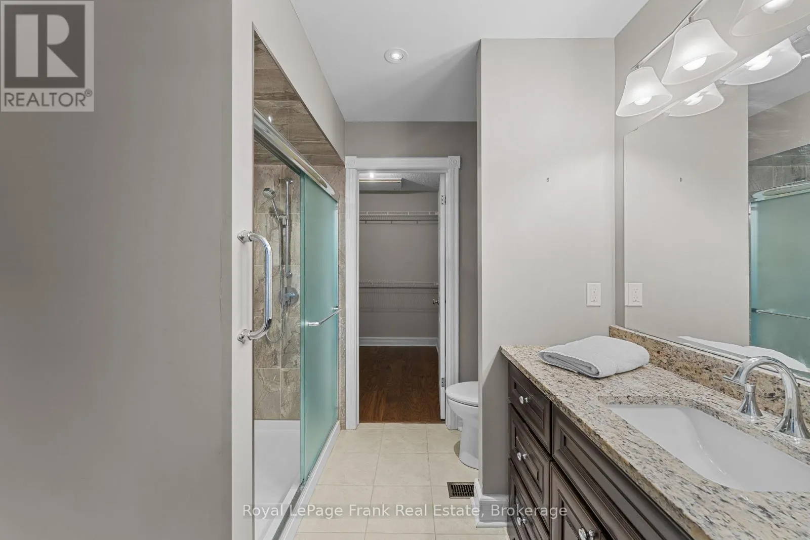403 - 1 SHERWOOD STREET #403