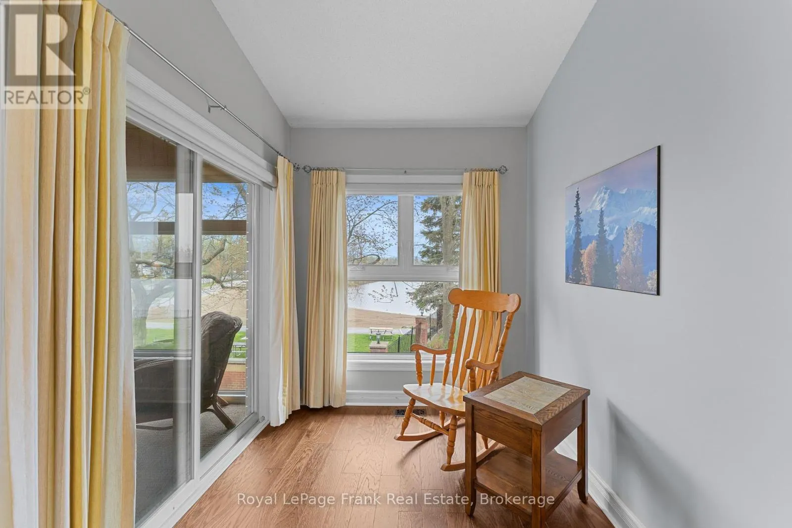 403 - 1 SHERWOOD STREET #403