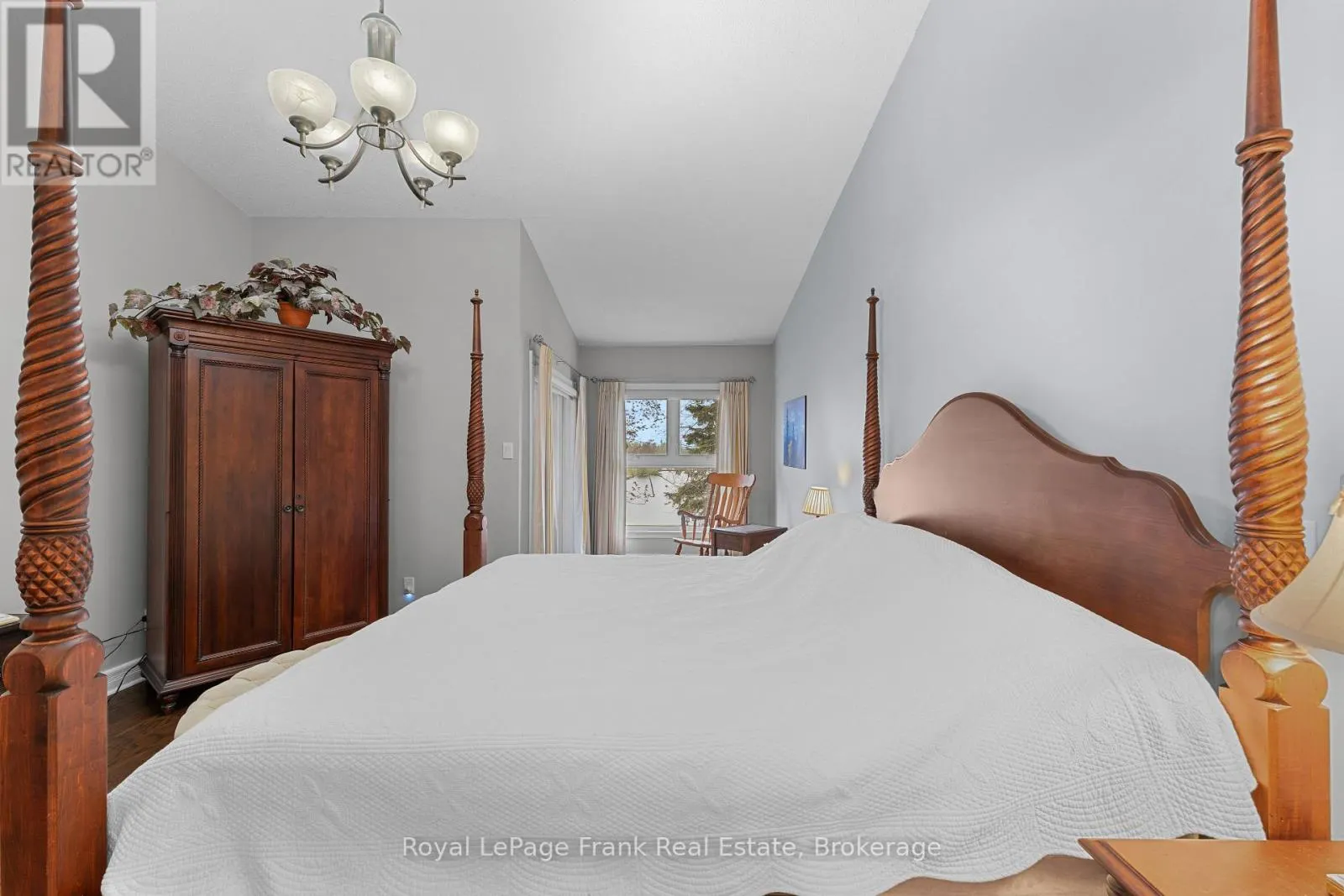 403 - 1 SHERWOOD STREET #403