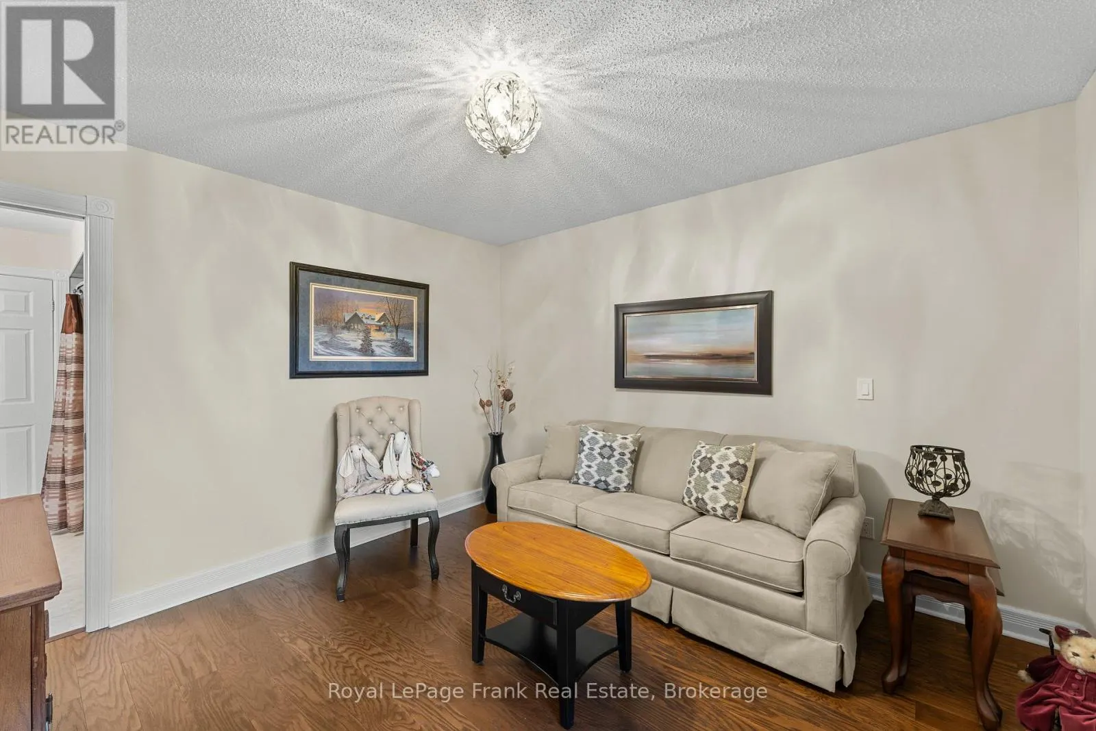 403 - 1 SHERWOOD STREET #403