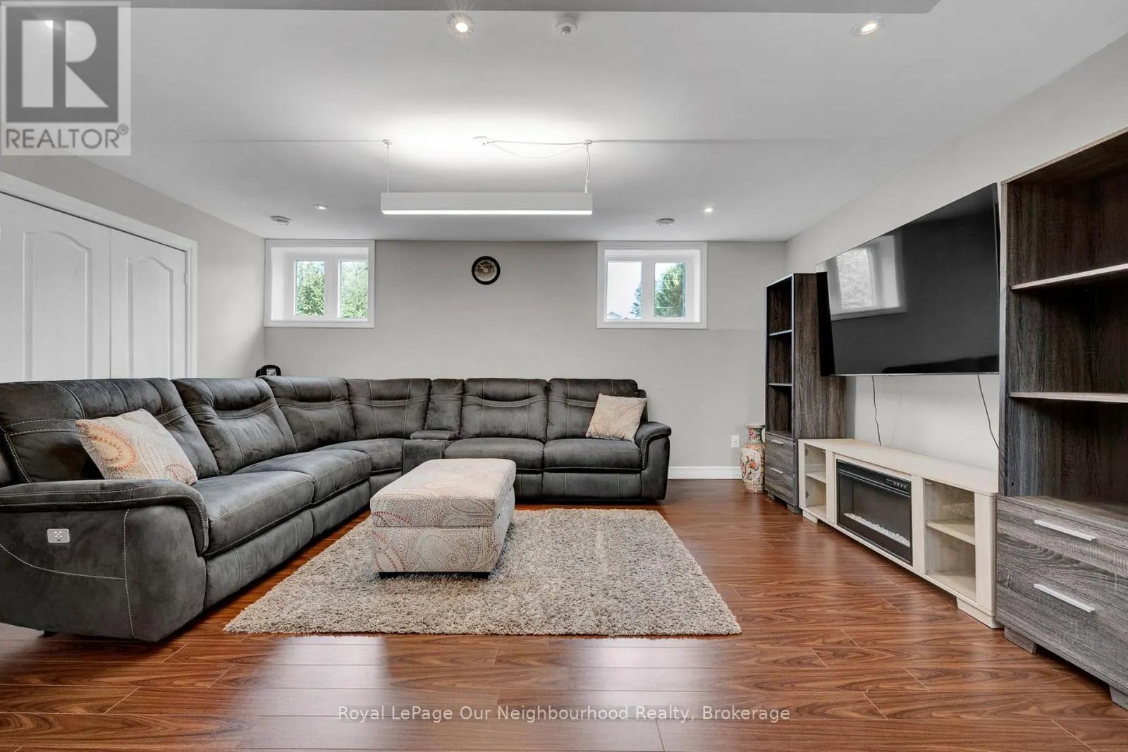 78 PONTYPOOL ROAD