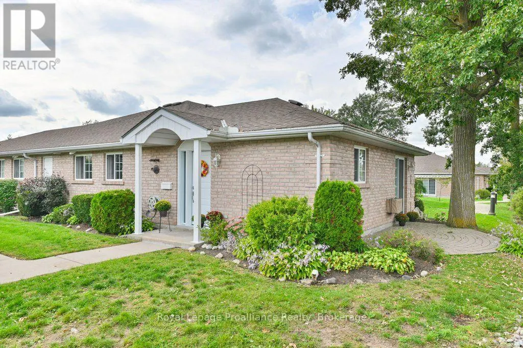 20 - 351 CANNIFTON ROAD N #20