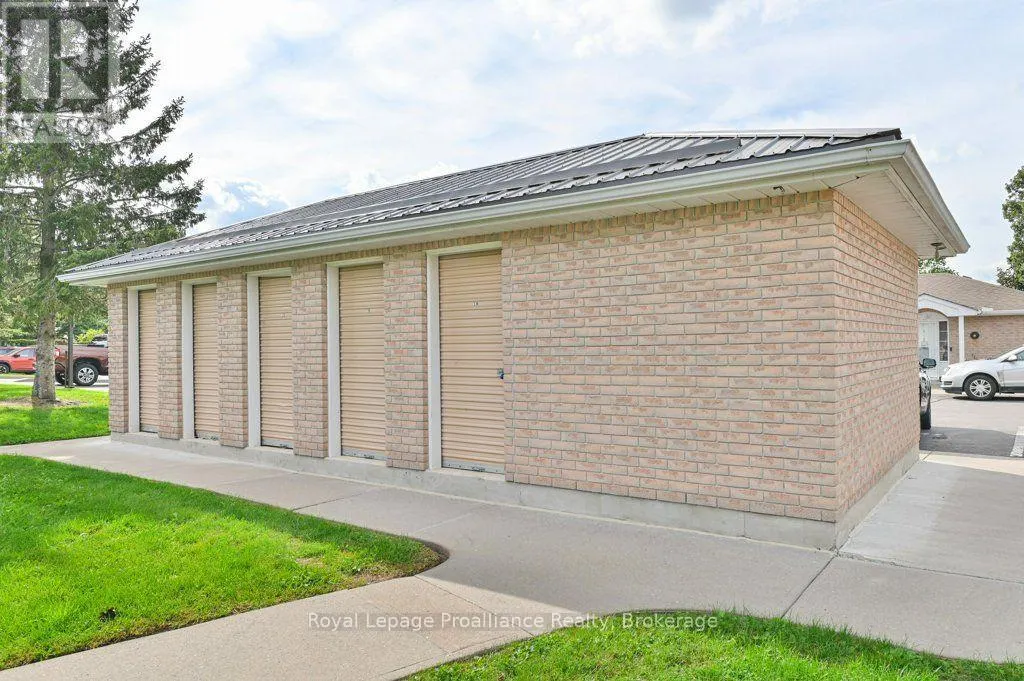 20 - 351 CANNIFTON ROAD N #20
