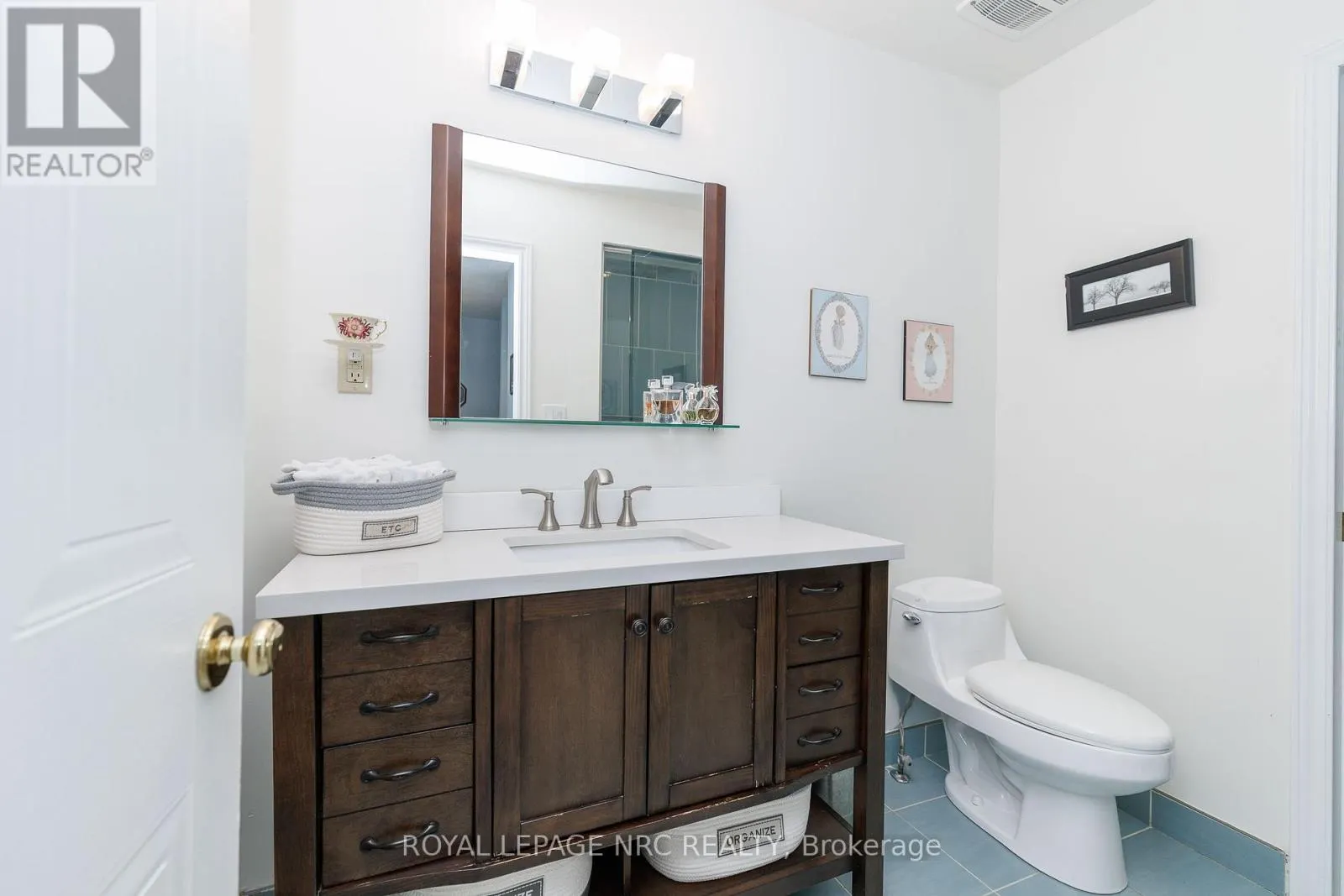 15 - 6910 KALAR ROAD #15